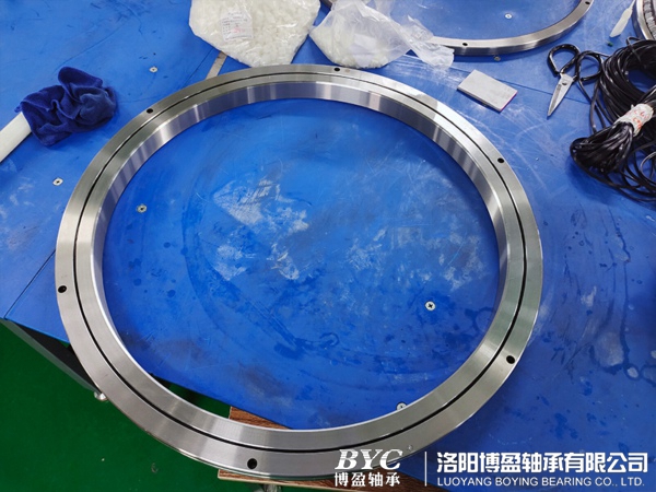 1629254503920366.jpg 精密交叉滾子軸承.jpg